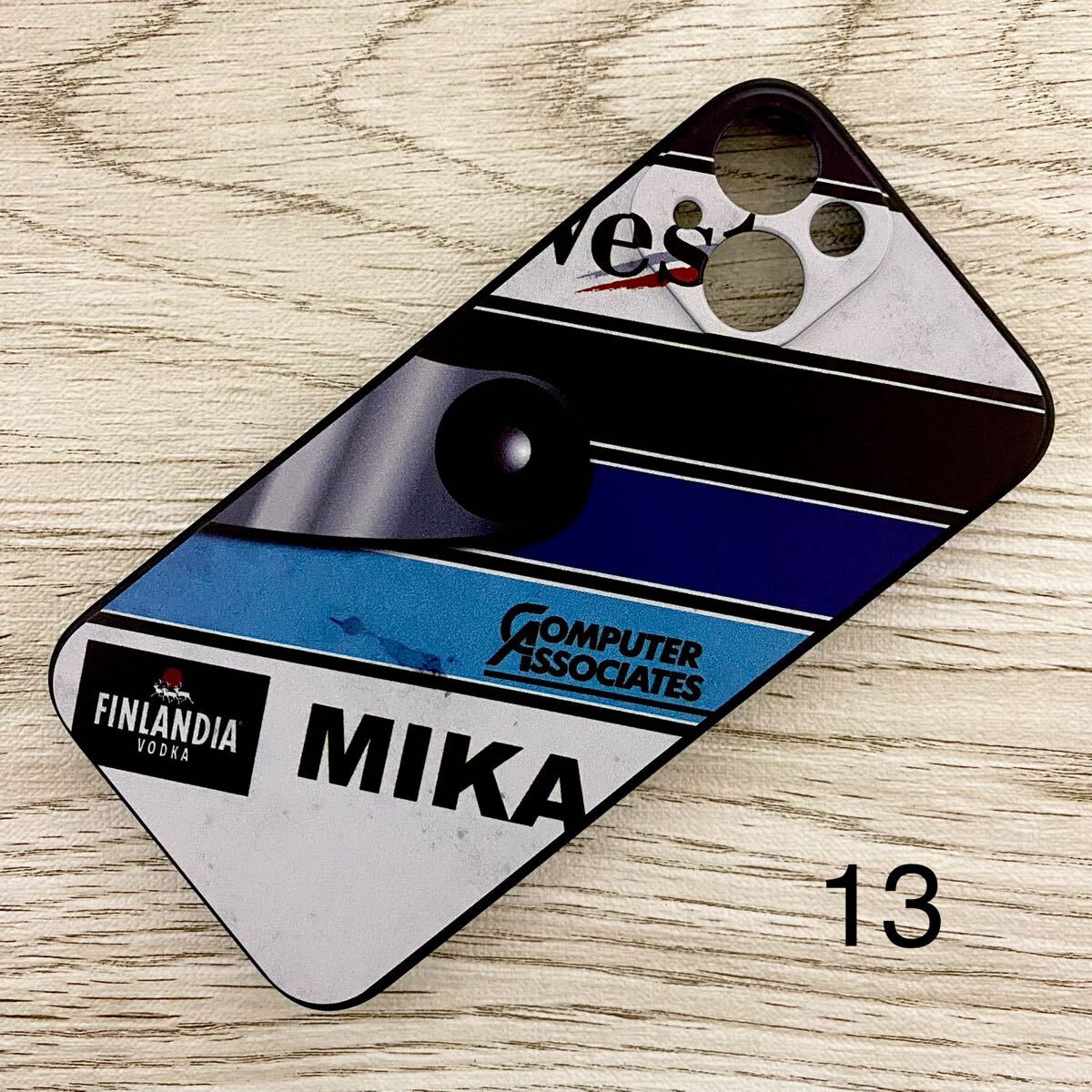 ミカ・ハッキネン ヘルメット デザイン iPhone 13 ケース F1 マクラーレン メルセデス スマホ拍卖