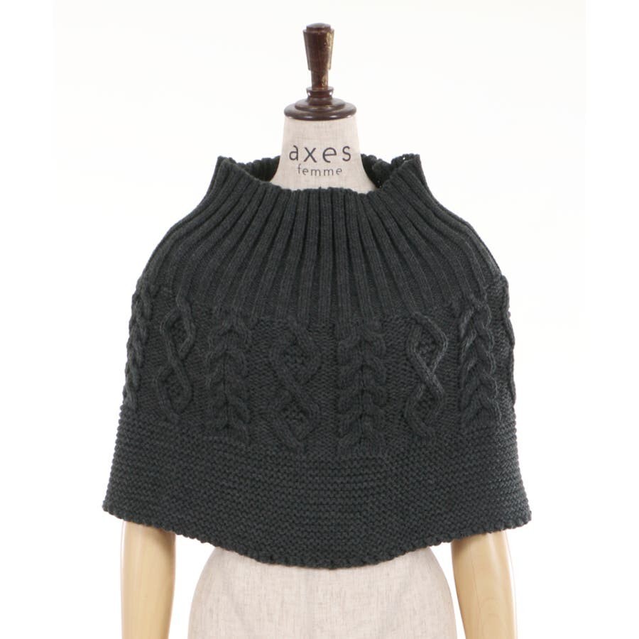 axes femme アクシーズファム ケーブル編みミニケープ チャコール拍卖