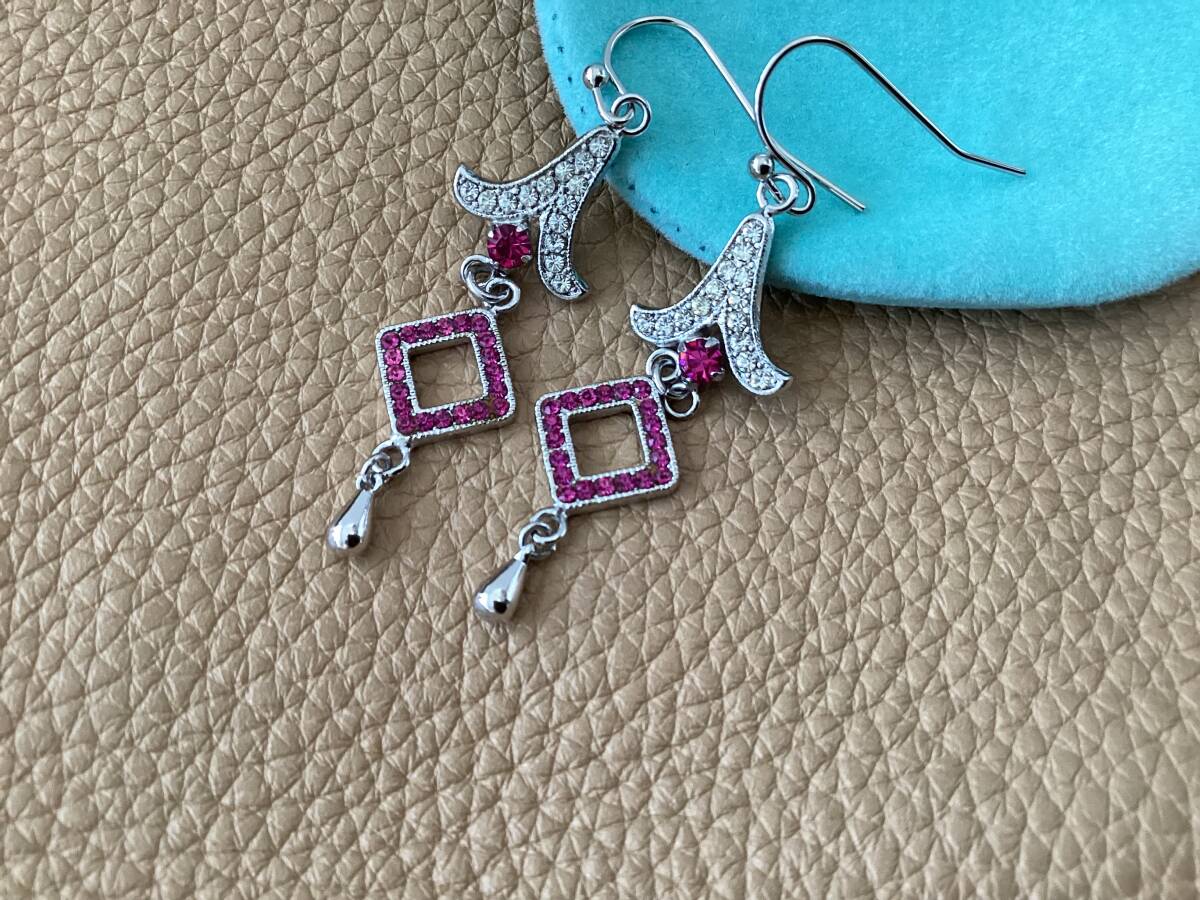 ★美品★トゥモローランド  クリスタルモチーフピアス拍卖