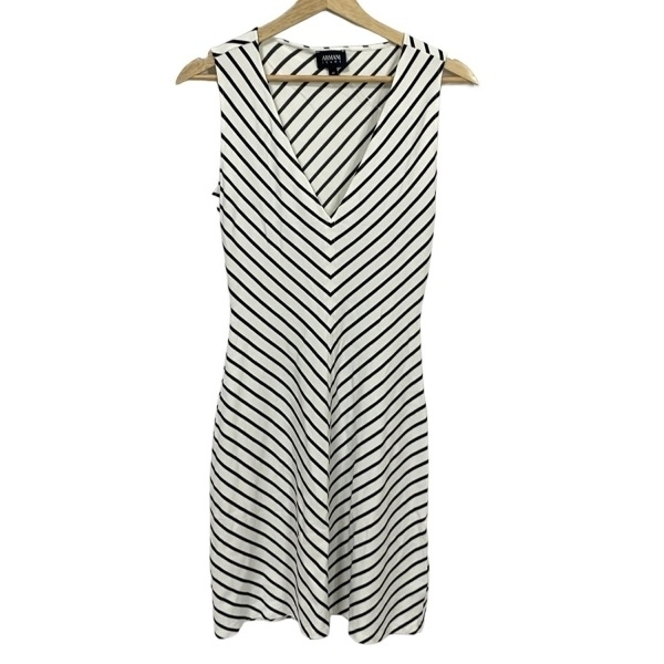 アルマーニジーンズ ARMANIJEANS サイズ40 M - 白×黒 レディース Vネック/ノースリーブ/ひざ丈/ボーダー 美品 ワンピース拍卖