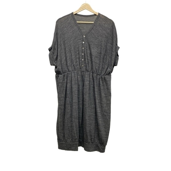 スナオクワハラ sunao kuwahara サイズM - ダークグレー レディース 半袖/ひざ丈 ワンピース拍卖