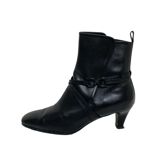 サルバトーレフェラガモ FERRAGAMO/SalvatoreFerragamo ショートブーツ 81/2C - レザー 黒 レディース ガンチーニ/アウトソール張替済 靴拍卖