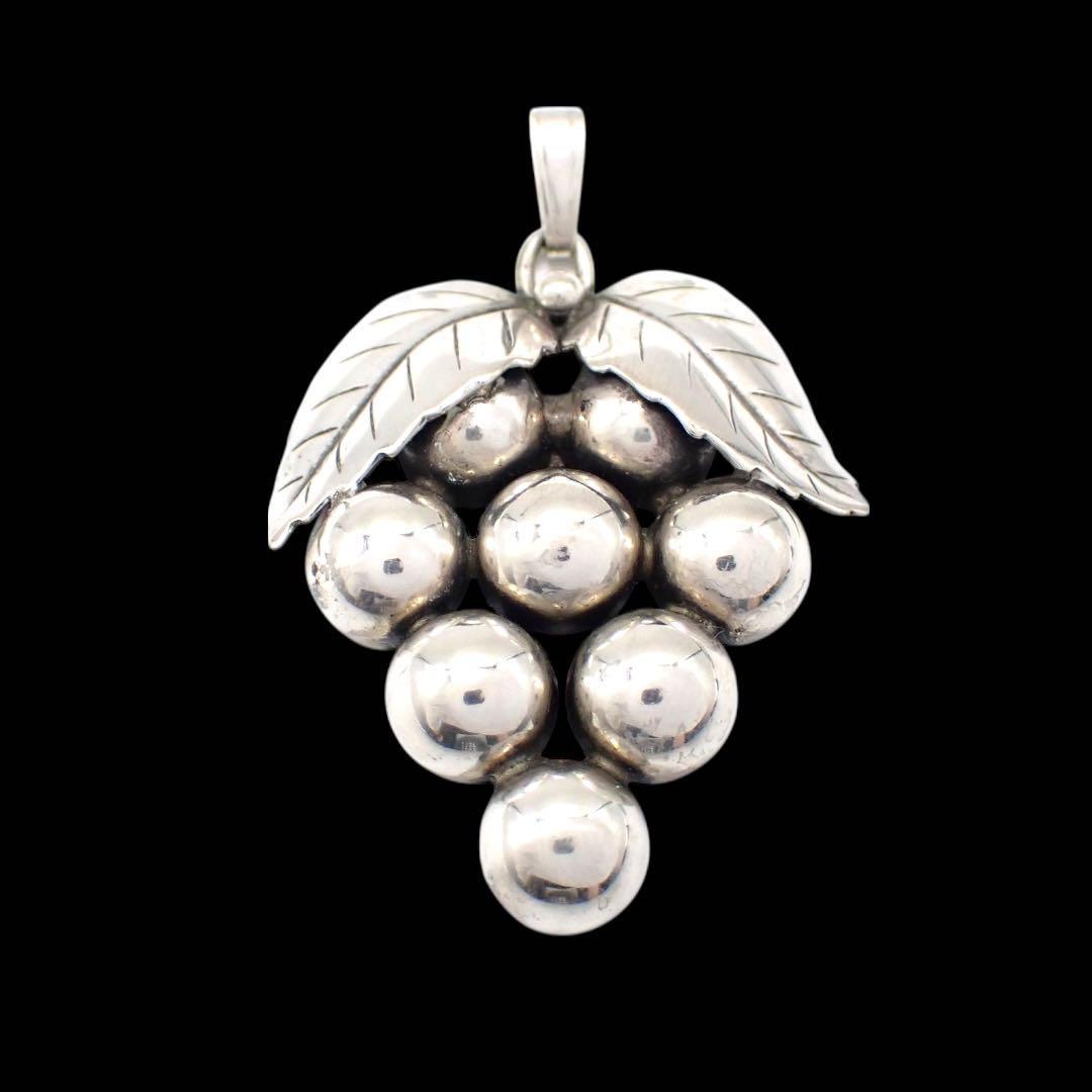 レア John Lauritzen ジョンラウリッツェン 835 ネックレストップ ペンダントトップ グレープ 葡萄 シルバー アクセサリー 4092拍卖