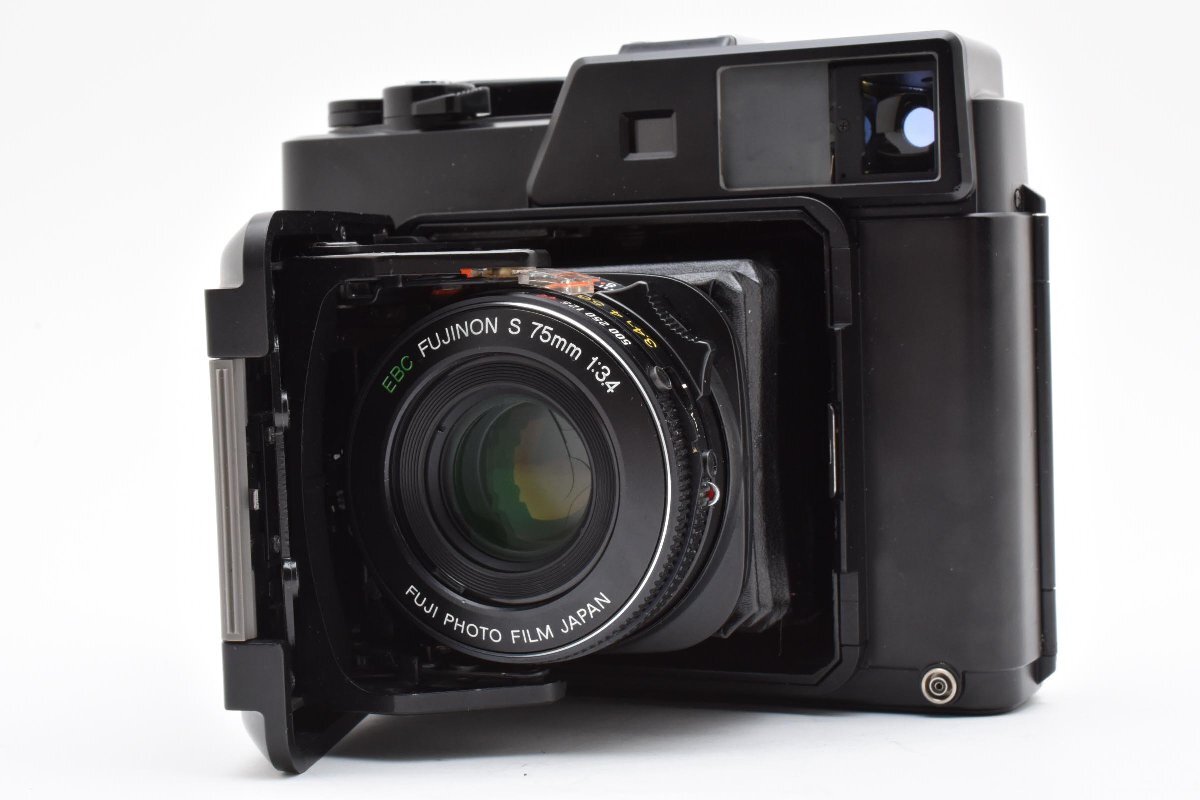◇◆ 極上美品 フジ 富士フイルム Fuji Fujica Fujifilm GS645 Pro 6x4.5 中判 フィルムカメラ 蛇腹交換済 動作確認済 2340 ◆◇拍卖