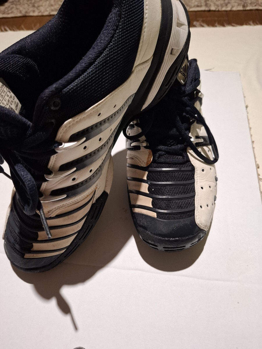 アディダス adidas スニーカー 白/紺格安です!拍卖