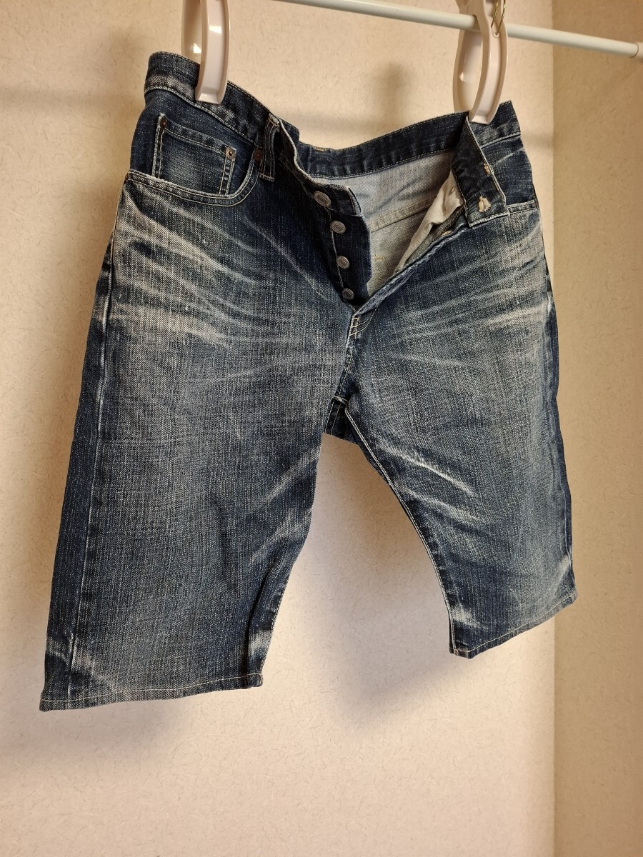 TAKEO KIKUCHI ジーンズ ハーフパンツ 短パン デニムsize4めっちゃカッコいいですよ!スリムライン!格安です!拍卖