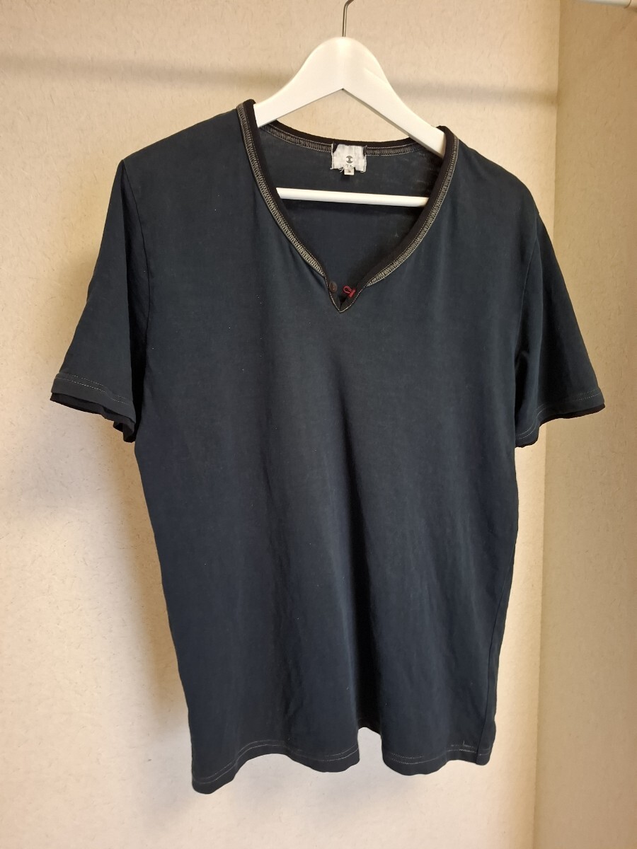 TAKEO KIKUCHI Tシャツ 半袖 カットソーsize3 MorL相当 半袖Tシャツめっちゃカッコいいですよ!お買い得です!お役立てくださいませ。格安!拍卖
