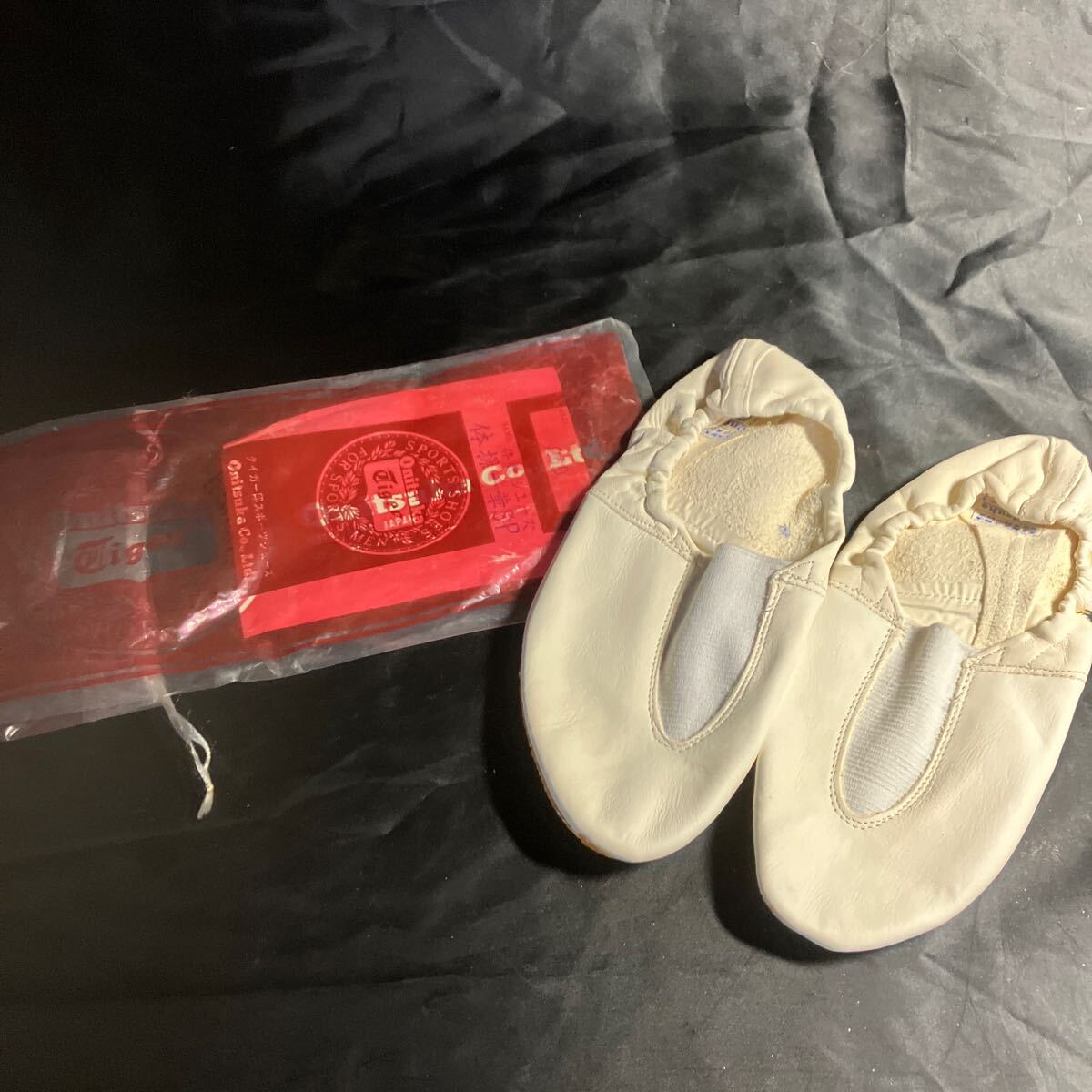 M81 Onitsuka Tiger 体操シューズ 25.0センチ 新品未使用品 スポーツ 拍卖