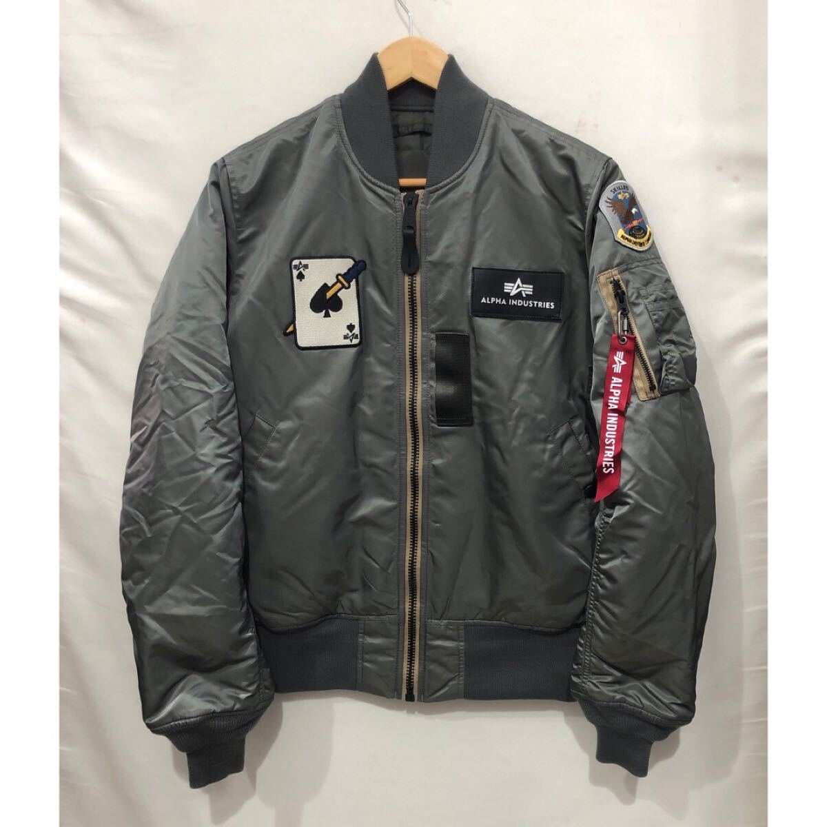 ts20250910【ALPHA INDUSTRIES】 アルファインダストリーズ MA-1 フライトジャケット TA0423-059 ジャケット ロゴ カーキ ナイロン M拍卖