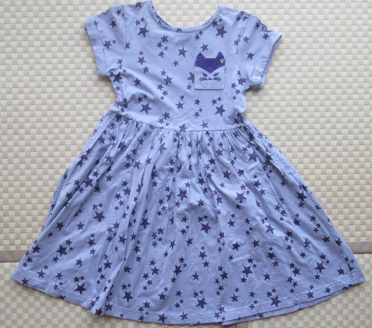 美品 アナスイミニ 140サイズ スター 定番ネコ 半袖 カットソー ワンピース 星 子供服 キッズ ジュニア 女の子 オシャレ拍卖