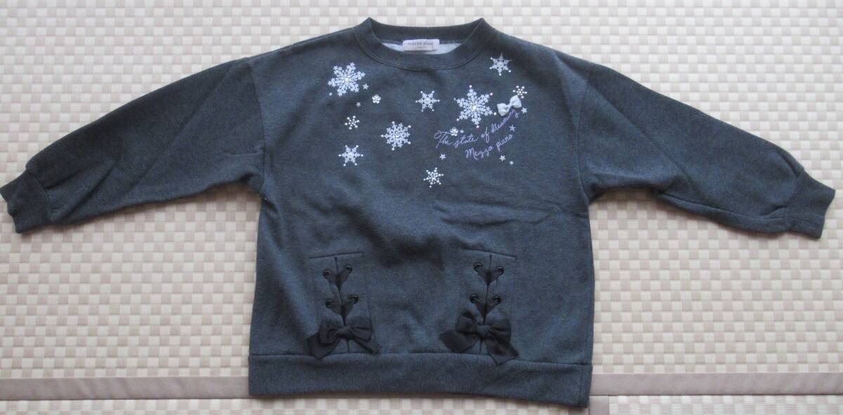 美品 メゾピアノジュニア S 140サイズ 裏起毛 雪の結晶 トレーナー グレー リボン 子供服 女の子 冬物 キッズ 編み上げリボン拍卖