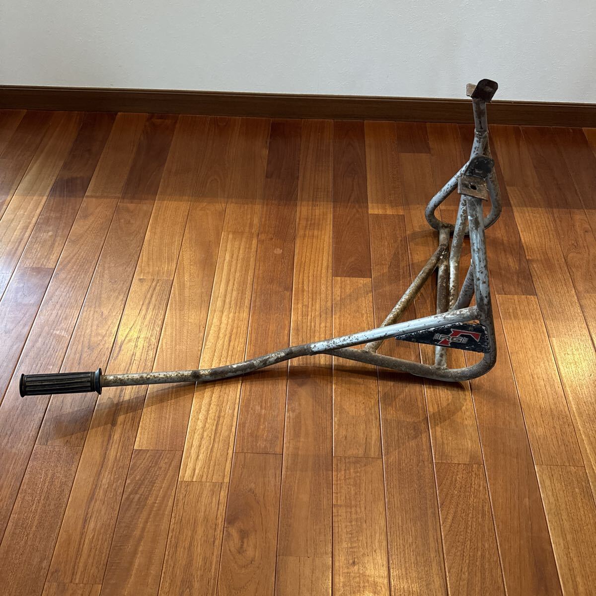 希少品 当時物 SUZUKI スズキ RG250Γ ガンマ GJ21A 純正オプション 純正メンテナンススタンド 検)NSR TZR CBR ZXR GSX ZZR拍卖