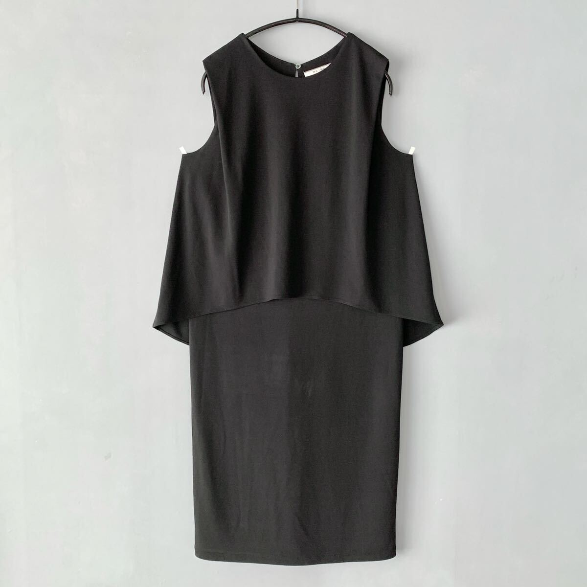 BEIGE, レイヤードワンピースドレス 黒ブラック 4 M ベイジ オンワード拍卖