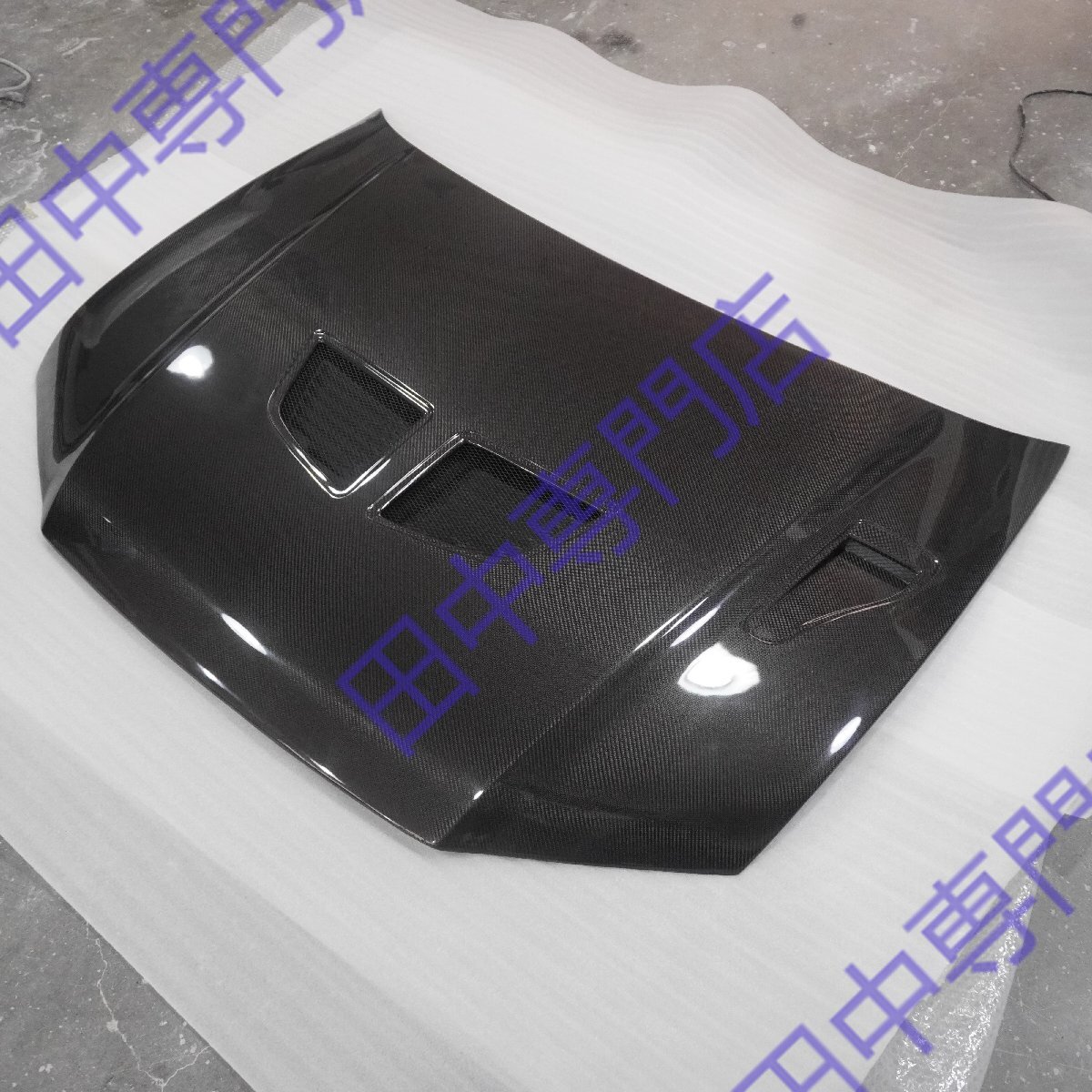 Mitsubishi(三菱)EVO7 純正交タイプ ボンネット(フロントフード) FRP製・未塗装拍卖