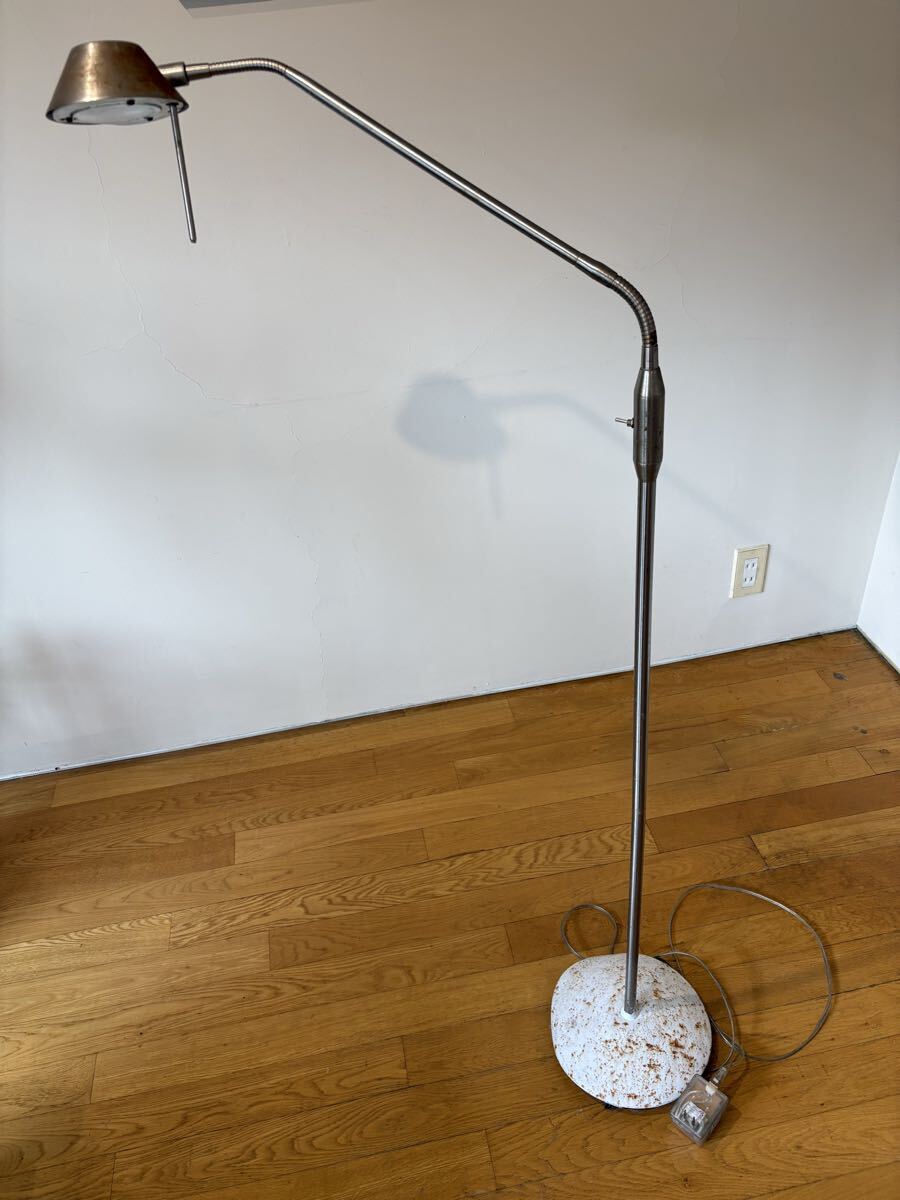 VINTAGEスタンドライトインダストリアルindustrial拍卖