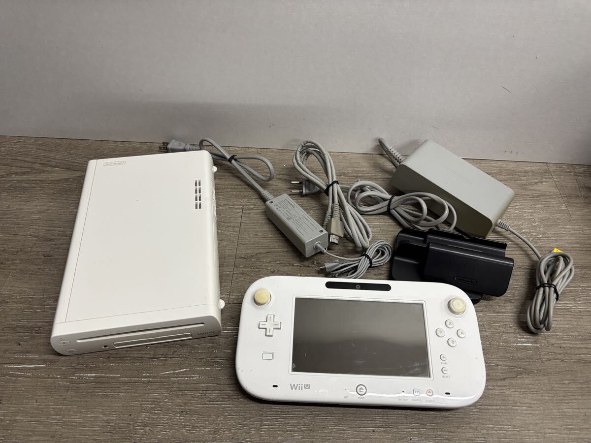 ☆ WiiU ☆ プレミアムセット シロ 32GB 動作品 本体 ゲームパッド アダプター スタンド 付属 Nintendo 任天堂 0809拍卖