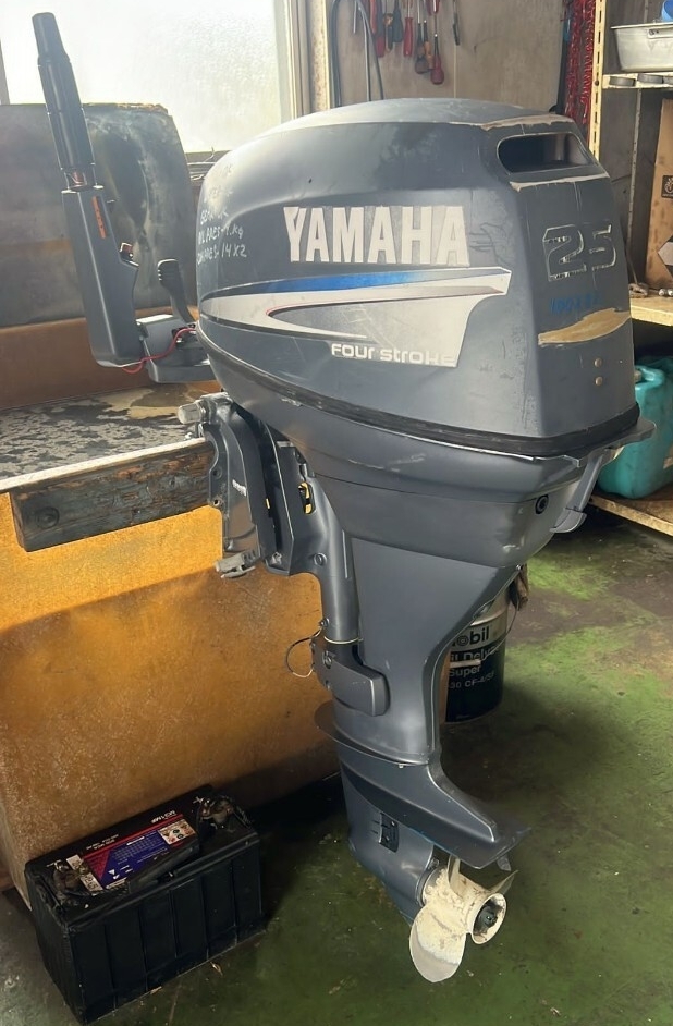 Yamaha F25 hp. WH. 2002 .07 dot. ジャンク 船外機 船 エンジン 25馬力 鳥取県境港市 ヤマハ 4スト拍卖