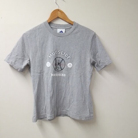 ★【古着】adidas(アディダス) トップス 半袖 グレー Mサイズ ロゴあり拍卖