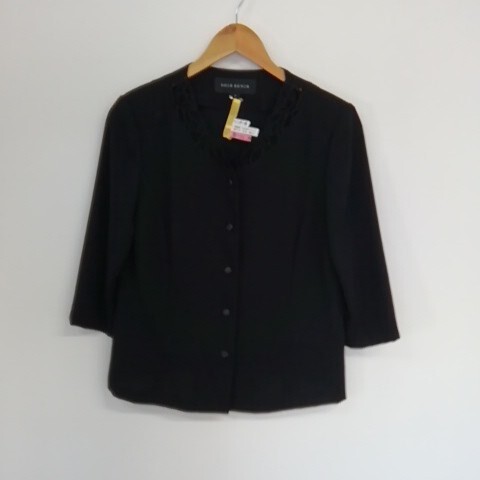 ★【古着】SOIR BENIR トップス フォーマル 黒(ブラック) 透け感あり 予備ボタン付き 9R拍卖