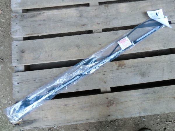 残りわずか!【未使用 スズキ 純正】SUZUKI ジムニー JB23W 6型以降 JB43W 5〜7型 ラジオアンテナ拍卖