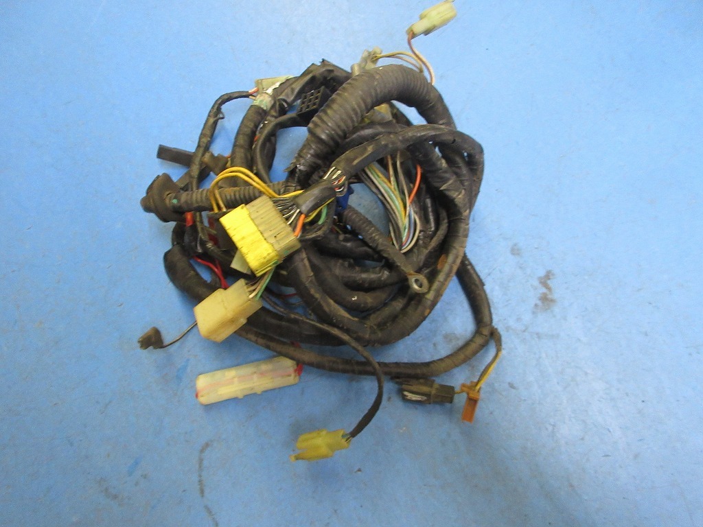 アドレスV100 CE13A 検)CE11A メインハーネス 751-54拍卖