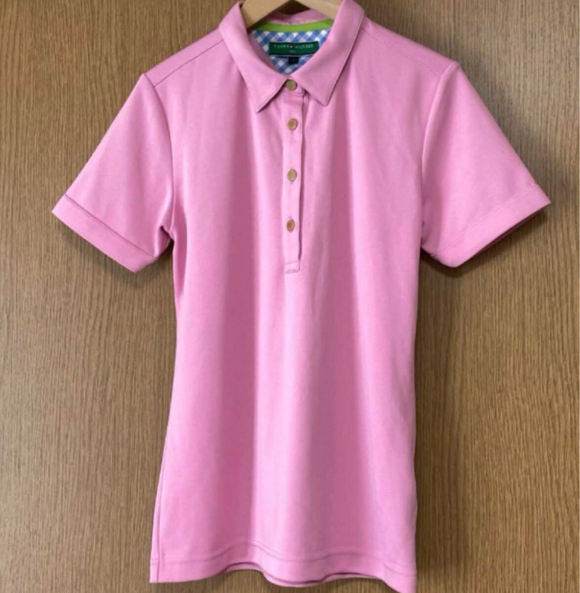 ☆超美品☆ トミーヒルフィガー 半袖ポロシャツ ピンク 袖ロゴ 刺しゅう 襟裏チェック柄 レディース S ゴルフウェア Tommy Hilfiger Golf拍卖