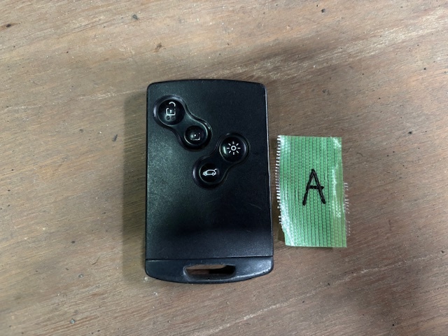 maMB★H28★ルノー ルーテシア ゼン★純正★スマートキー スペアキー キーレス 鍵【A】★RH4B/LUTECIA/部品取り車拍卖