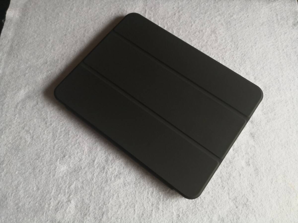 (ペン収納OK) 2025発売 iPad A16/10世代 共用 ブラック ソフトケース拍卖