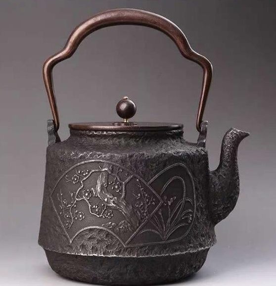 茶道用品 大容量 老鉄瓶★鉄鍋鋳鉄 コーティングなし 手作りの鉄びん★提梁壺 2.5L拍卖