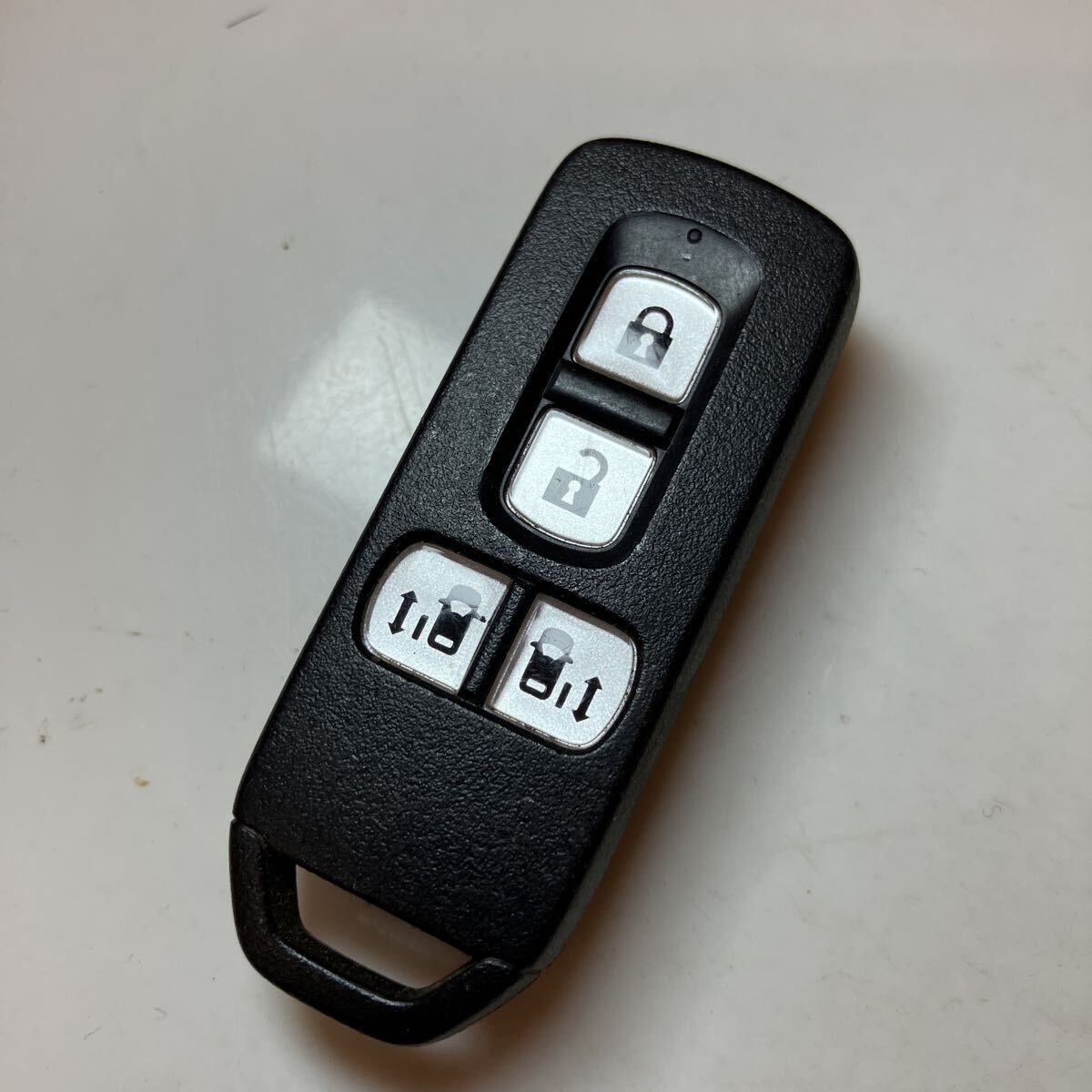 HD17069 送料無料 ホンダ 純正 キーレス リモコン 007YUUL0754 スマートキー 4ボタン 両側スライド N-BOX カスタム JF1 JF2等拍卖