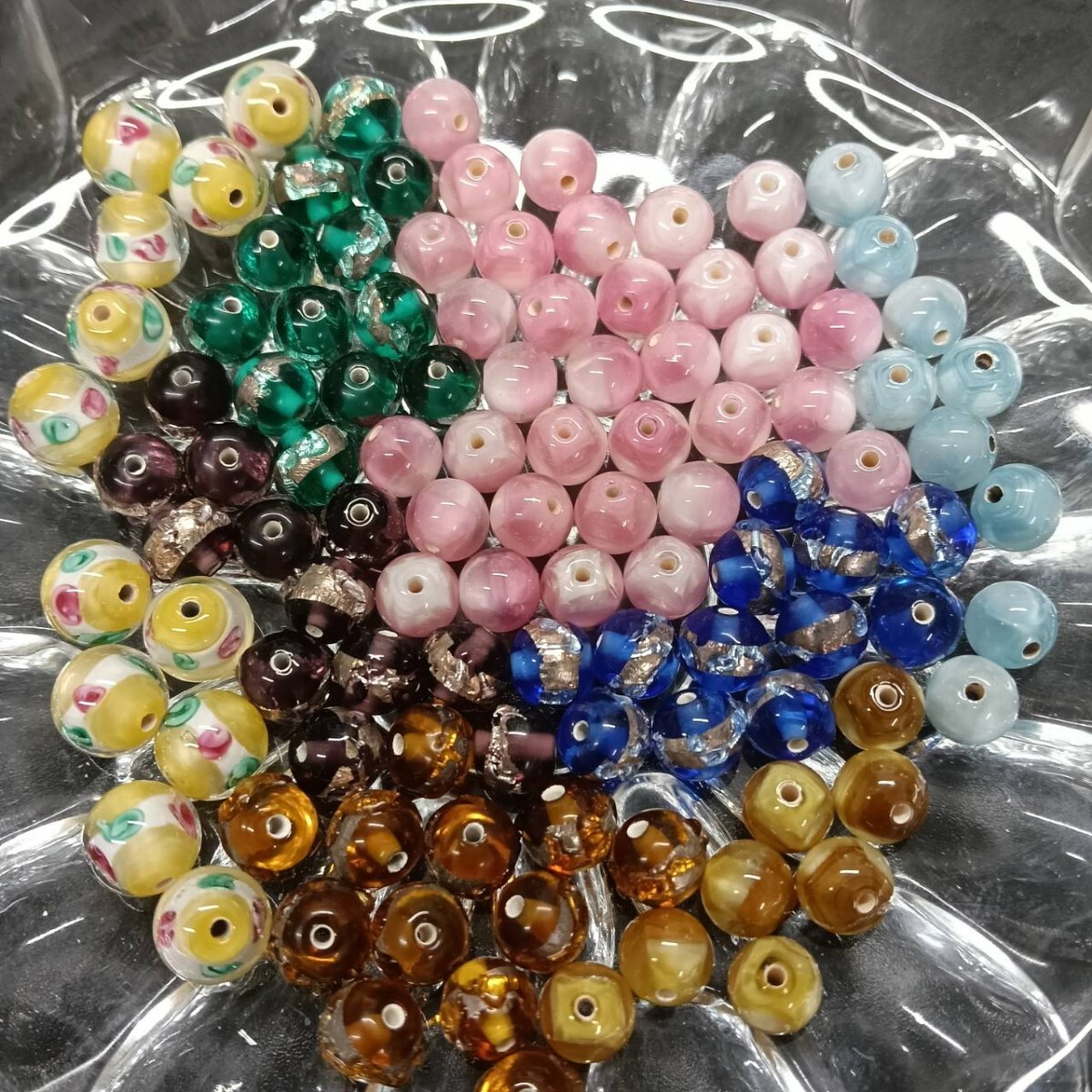 ☆未使用 大量 チェコ ガラスビーズ 114g 8mm ラウンド 水色 茶色 緑 大粒 ヴィンテージ パーツ アクセサリー ネックレス B-389拍卖