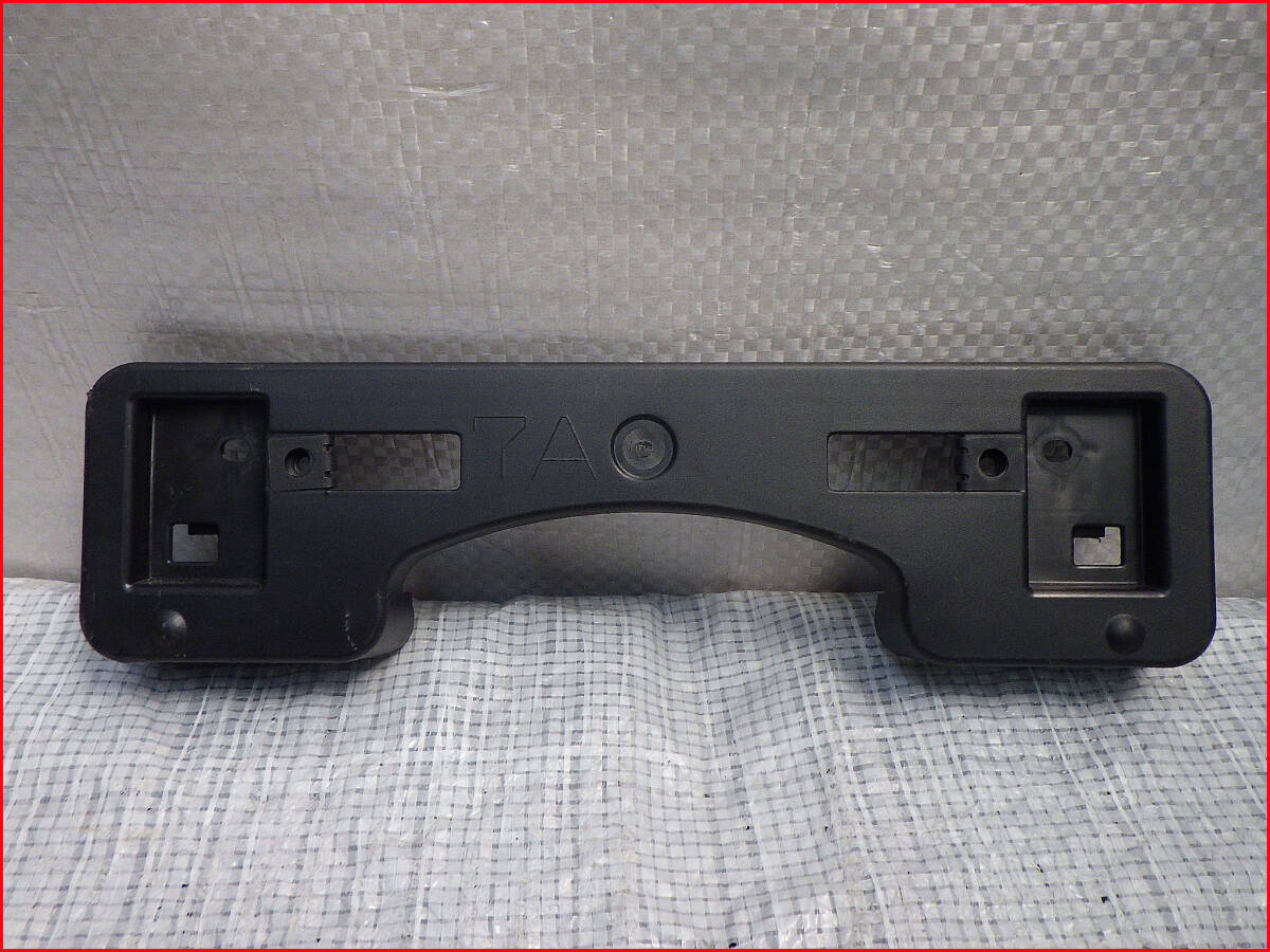 NGX10 NGX50 前期 C-HR 純正フロントバンパーライセンスプレートブラケット 52114-10030 ナンバープレート拍卖