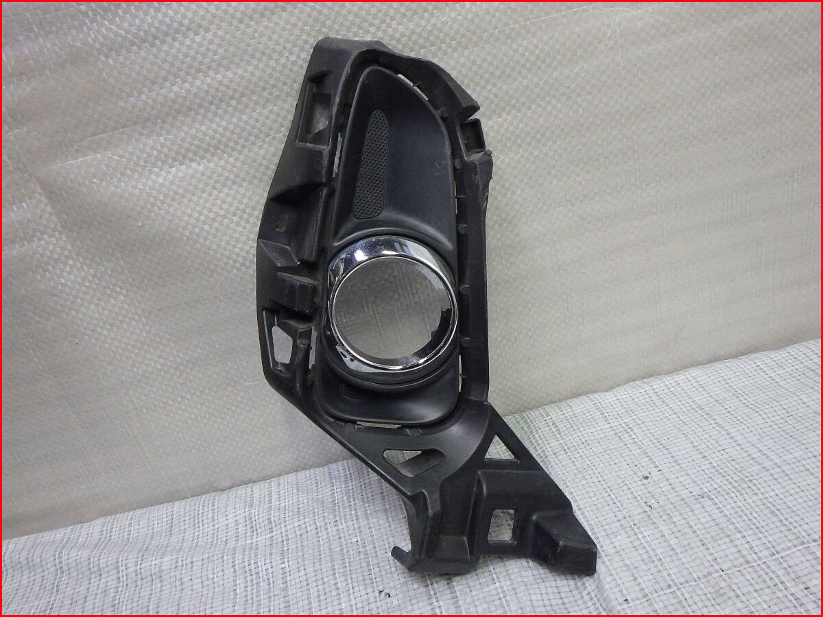 ACR50W ACR55W GSR50W GSR55W 3型 エスティマ アエラス 純正フロントバンパーフォグランプカバー 右 右側 52030-28010 52127-28420 ライト拍卖