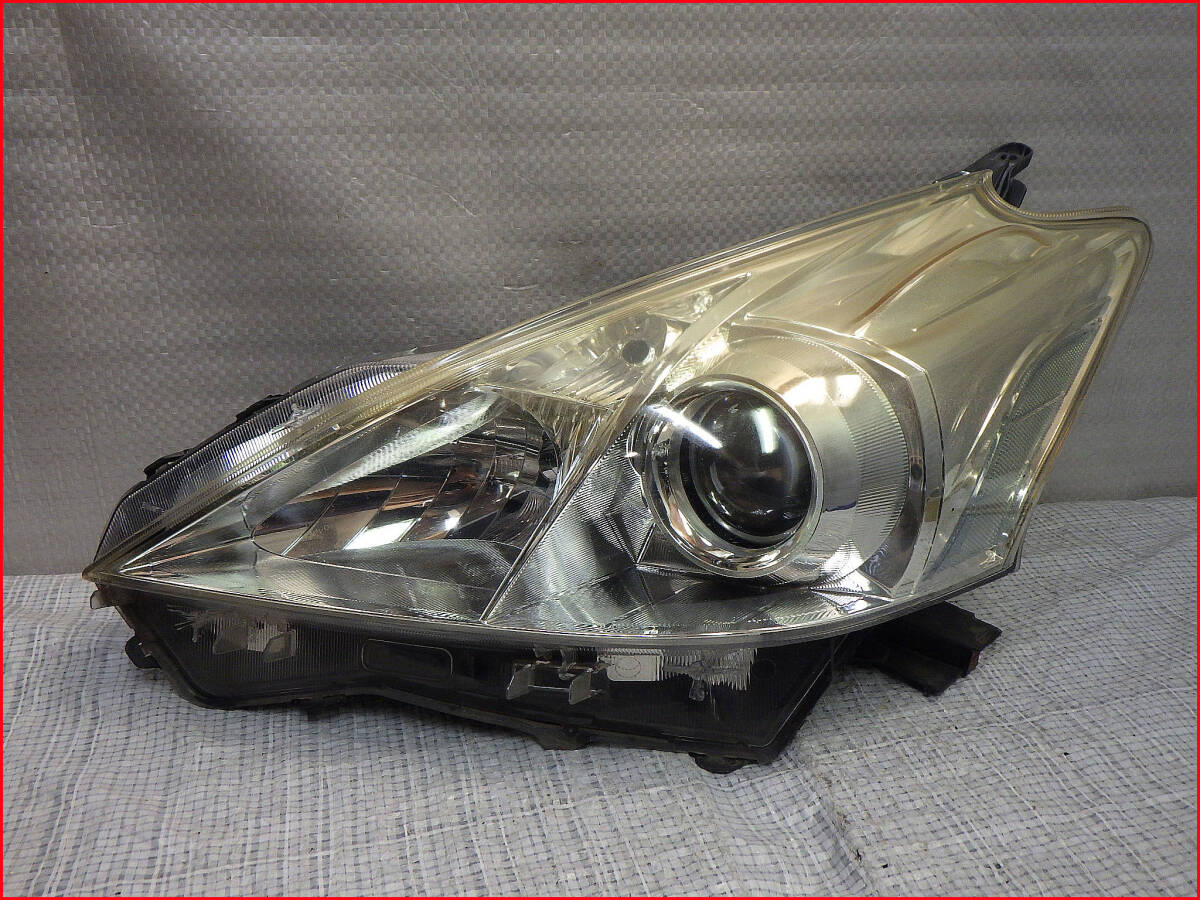 ZVW40W/ZVW41W 前期 プリウスα 左ヘッドライト左ライト 左 左側 ハロゲン KOITO 47-41 ヘッドランプ ランプ拍卖