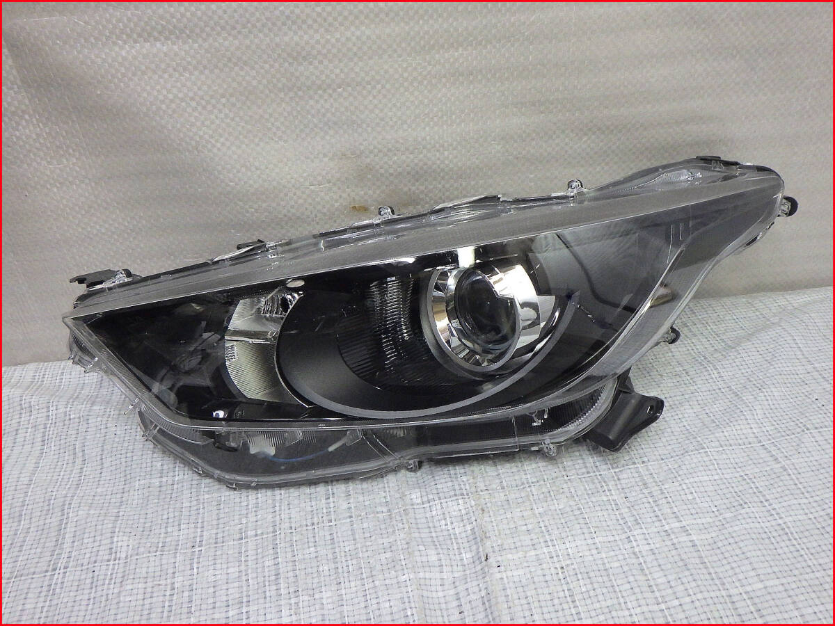 KSP210 MXPH10 MXPH15 ヤリス 左ヘッドライト左ライト 左 左側 ハロゲン KOITO K0-1 ヘッドランプ ランプ拍卖