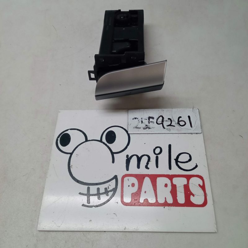 MH23S ワゴンR 純正 運転席ドリンクホルダー 1A4-1-6/25E9261*同梱不可拍卖