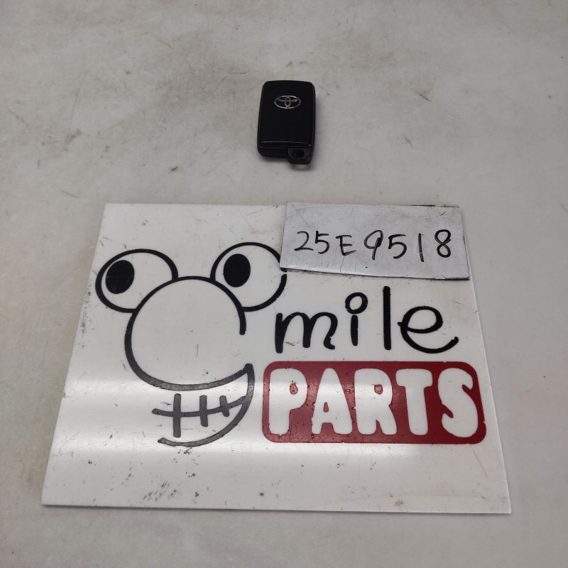 KSP90 ヴィッツ 純正 キーレス 1A3-13-7/25E9518*同梱不可拍卖