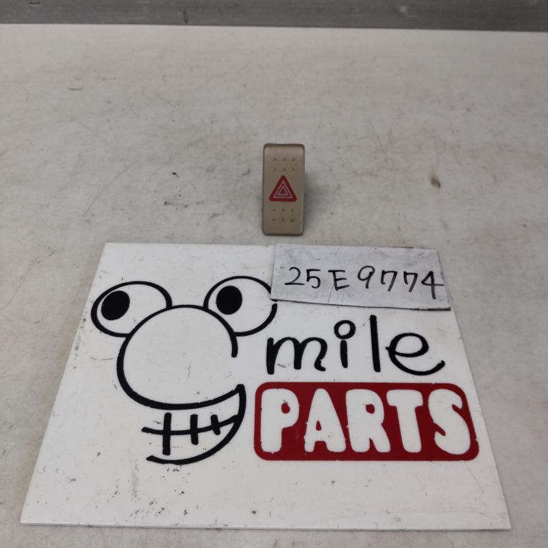HA25S/HA25V アルト 純正 ハザードスイッチ 1A3-9-5/25E9774*同梱不可拍卖
