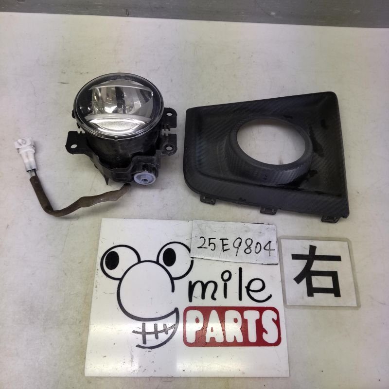MH55S ワゴンR 純正 右フォグランプ 1A3-6-1/25E9804*同梱不可拍卖