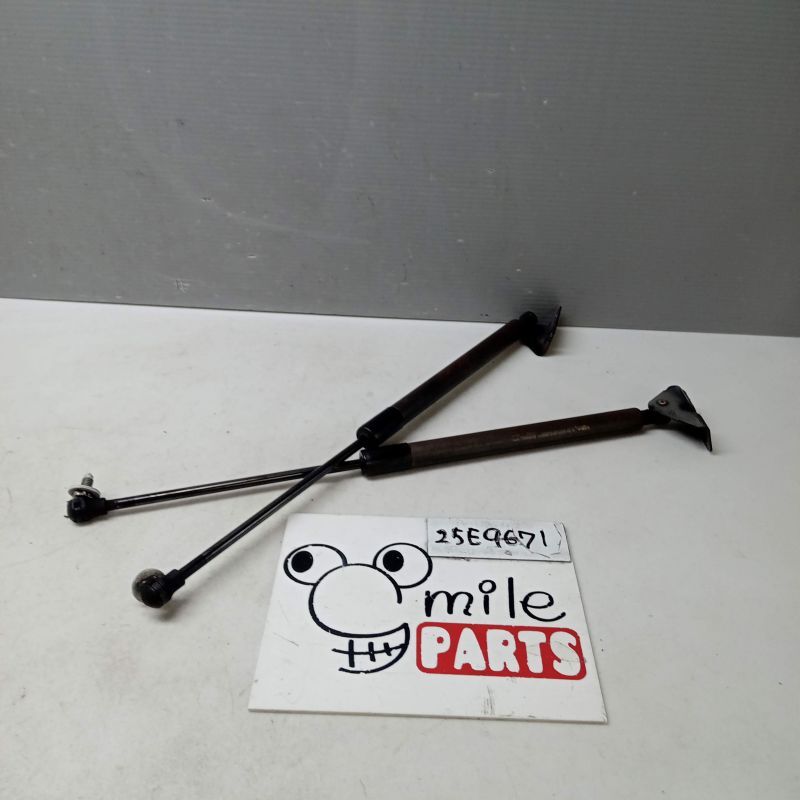 A95F01 プジョー208 純正 左右ゲートダンパー 2X1-11-4/25E9671*同梱不可拍卖