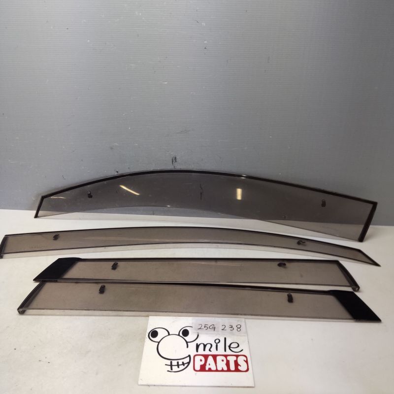 LA100F ステラ 純正 ドアバイザー(金具付) 1B7-6-6/25G239*同梱不可拍卖