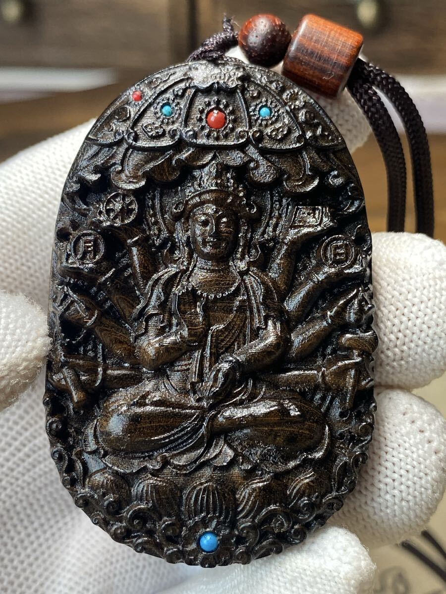 送料無料 古美術 千手観音 細密木彫 繊細彫刻 観世音菩薩 観音様 お守り 仏教美術 ご本尊 高さ6cm 根付 ストラップ ネックレス拍卖