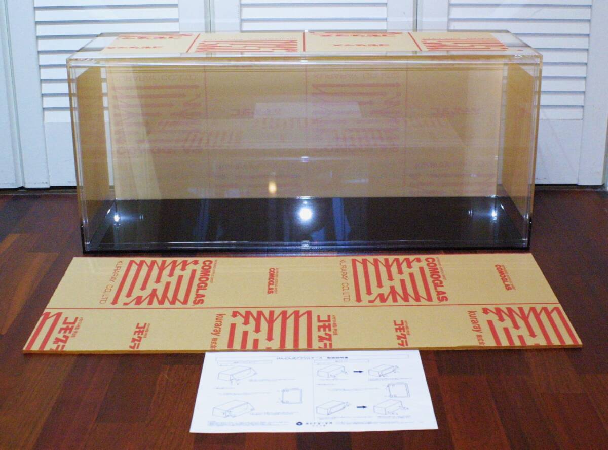 新品 けんどん式 アクリルケース コレクションケース 外寸 横幅800mm 奥行300mm 高さ350mm けんどん式 透明 取っ手付き KURARE 拍卖