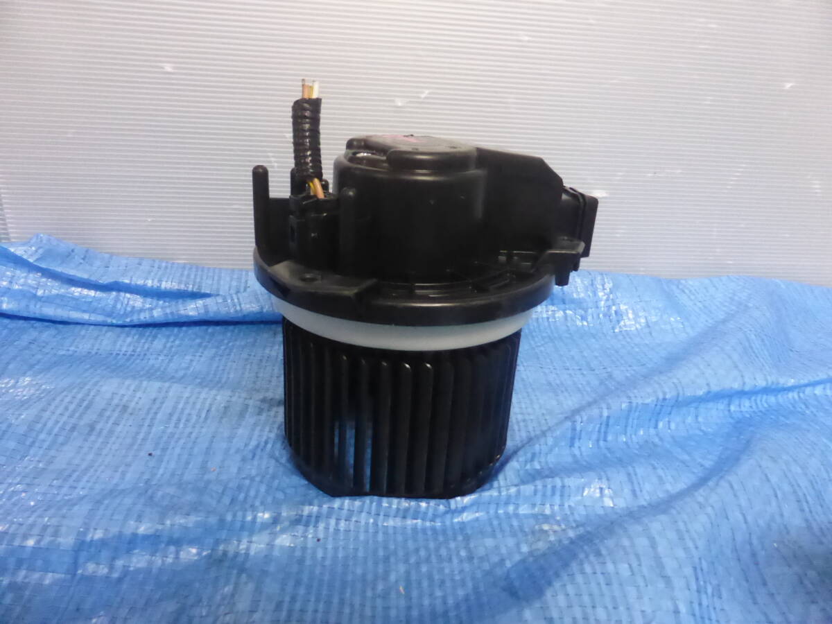 4021 A-O.01 スペーシア MK32S ブロアモーター ヒーターファン 72M00 純正品 ★ MK42S拍卖