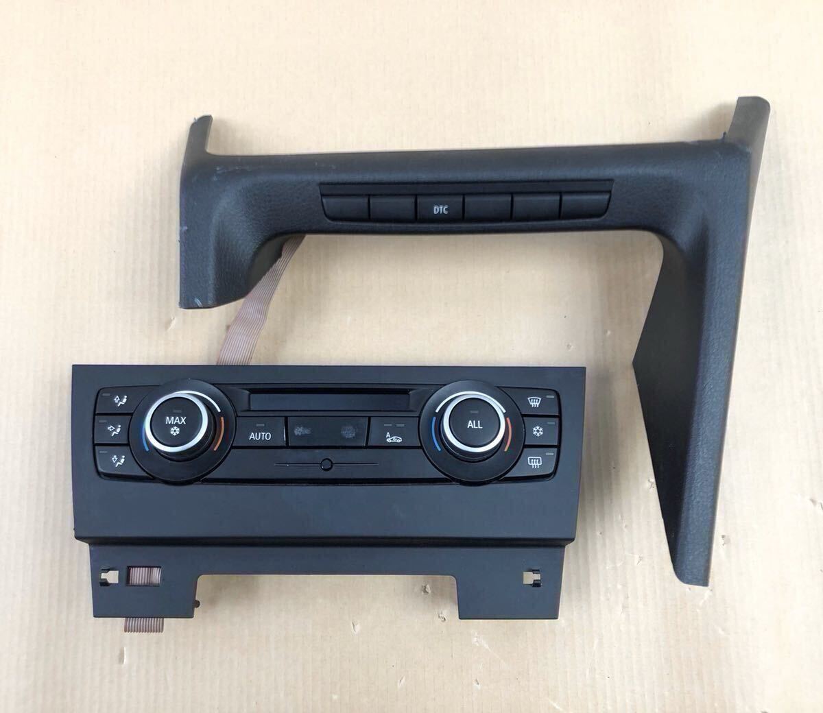 b管w200210-0108 BMW X1 S-Drive 18i E84 エアコン コントロール スイッチ パネル カバー トリム 6411 9248581-01 (10)拍卖