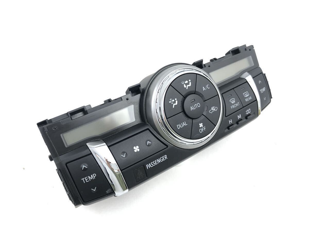 管L250829-0209 トヨタ マークX エアコンスイッチ パネル 内装 操作パネル 動作品 GRX130系 GRX133 GRX135 250G (8)拍卖