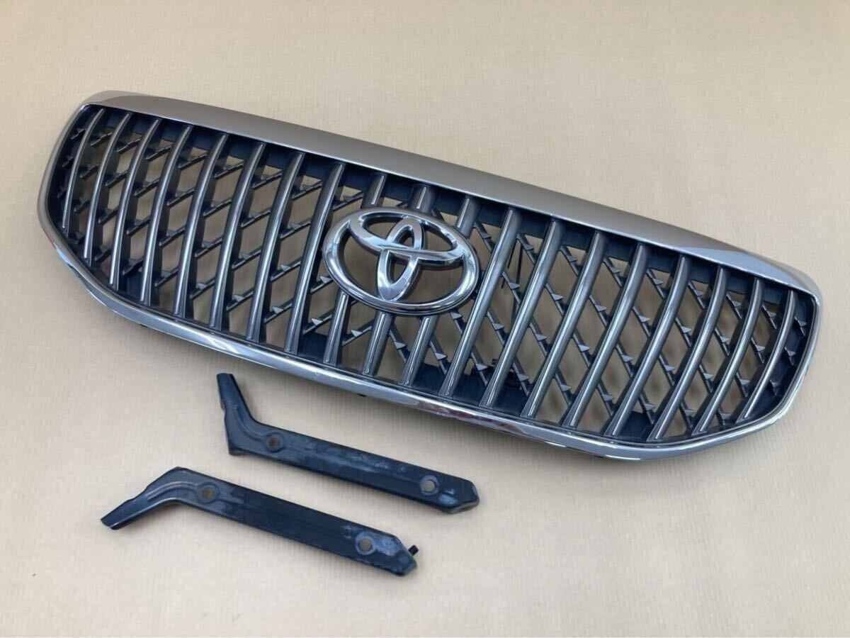 c管w210925-0204 URS 206 マジェスタ フロント グリル ラジエターグリル パネル ステー付 外装 20 クラウン (16)拍卖