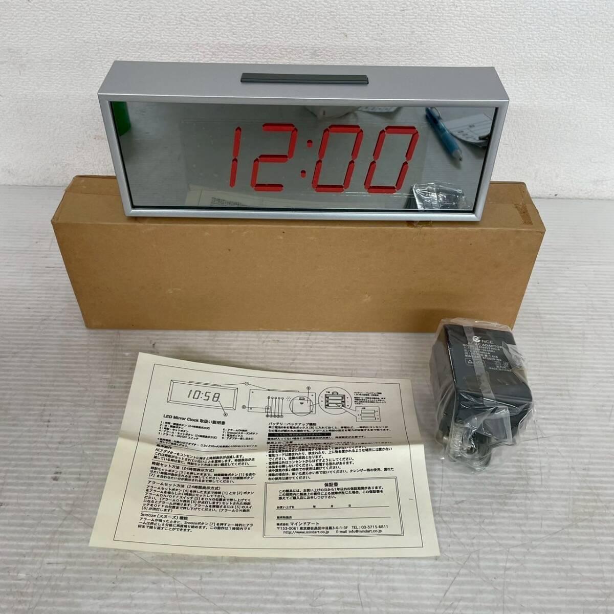 LED Mirror Clock ミラークロック デジタル時計 赤色表示 置き時計 卓上時計 インテリア アラーム付き インテリア A0330拍卖