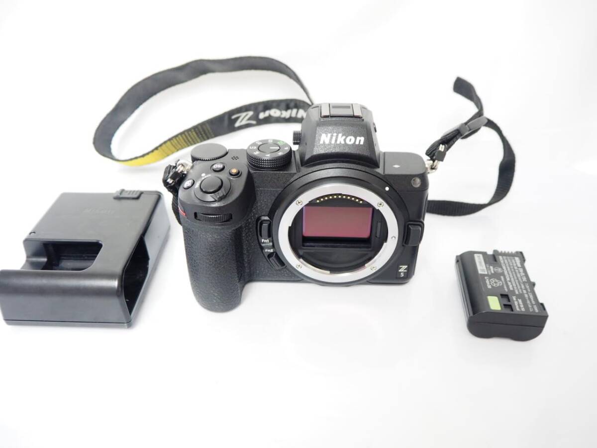 美品!電池劣化度0!送料0円!インボイス登録済み Nikon ミラーレス一眼カメラ Z5 ボディ ブラック (FM4019)拍卖