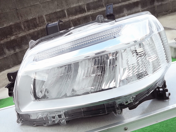 ●後期,LED,100-8J009,刻印D★タウンエースS402M/S412M左ヘッドライト,バン,タウンエーストラックS402U/S412Uトラック純正ヘッドランプRe:P拍卖